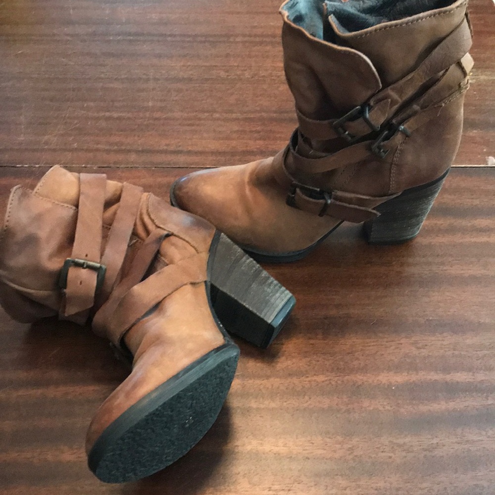 Steve Madden Yale boots